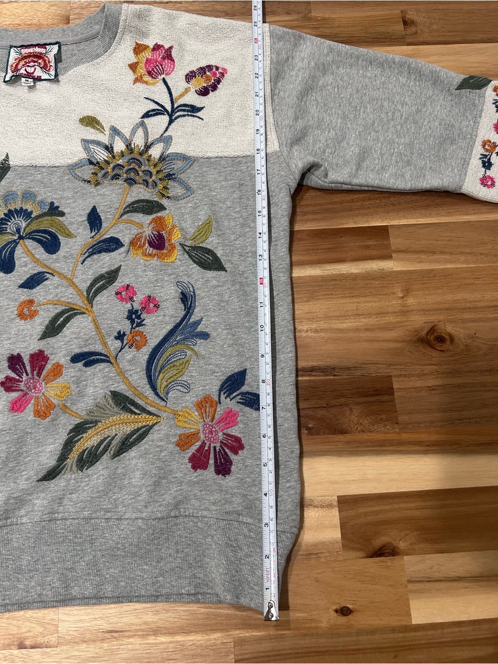 Johnny Was Gray Floral Embroidered Crewneck Sweater - Gray - Picture 10 of 11